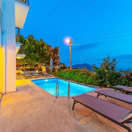 Luxus Villa Skyla Mit 5 Schlafzimmern & Meer-Blick Kaş Extérieur photo