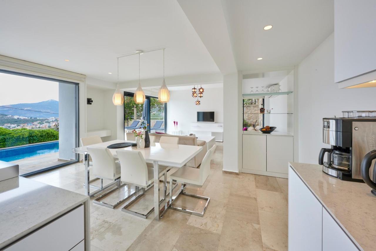 Luxus Villa Skyla Mit 5 Schlafzimmern & Meer-Blick Kaş Extérieur photo
