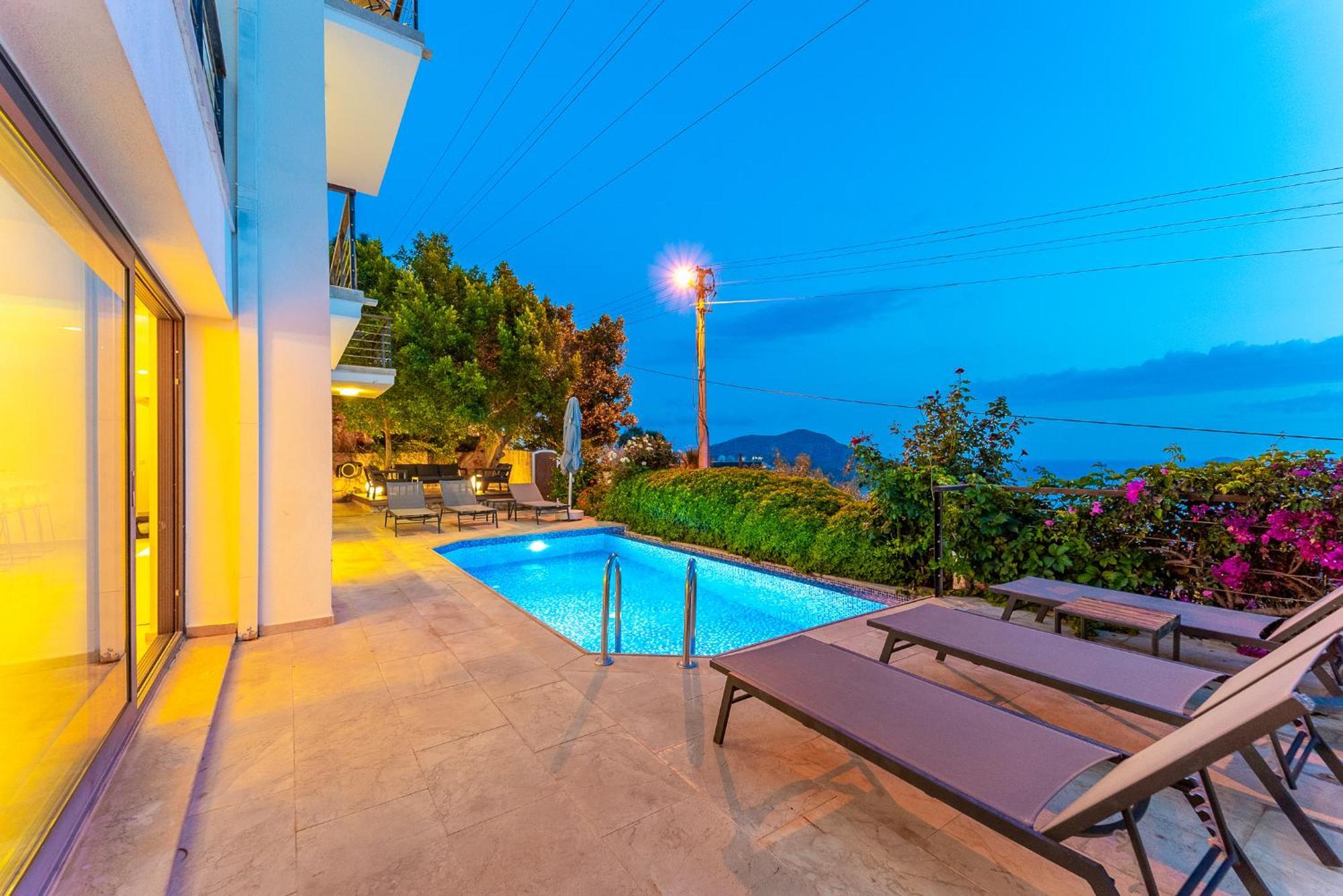 Luxus Villa Skyla Mit 5 Schlafzimmern & Meer-Blick Kaş Extérieur photo